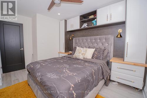 8 Esplanade Road, Brampton, ON - Indoor Photo Showing Bedroom