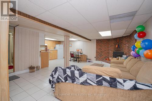 8 Esplanade Road, Brampton, ON - Indoor