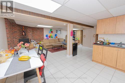 8 Esplanade Road, Brampton, ON - Indoor