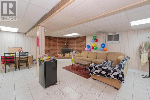 8 Esplanade Road, Brampton (Southgate), ON - Indoor Photo Showing Other Room