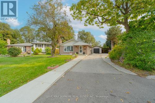 8 Esplanade Road, Brampton, ON - Outdoor With Facade