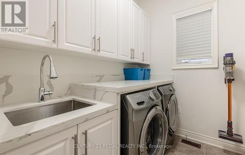 43 Valleyscape Trail, Caledon, ON - Indoor Photo Showing Laundry Room