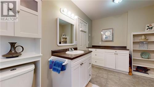 234 Tamarack Lane, Little Current, ON - Indoor Photo Showing Bathroom