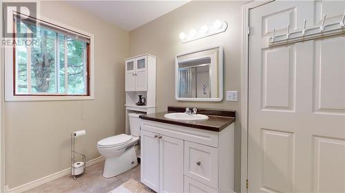 234 Tamarack Lane, Little Current, ON - Indoor Photo Showing Bathroom