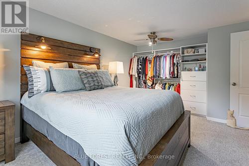 122 St. Clair Crescent, London, ON - Indoor Photo Showing Bedroom