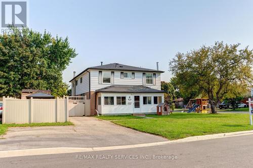 80 Flamingo Crescent, Brampton (Southgate), ON - Outdoor