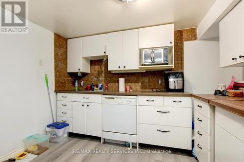 80 Flamingo Crescent, Brampton (Southgate), ON - Indoor Photo Showing Kitchen