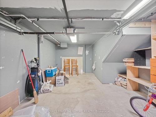 6 Joseph Salsberg Lane, Toronto, ON - Indoor Photo Showing Garage