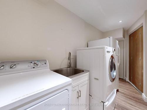 1227 Cedarcroft Cres, Pickering, ON - Indoor Photo Showing Laundry Room