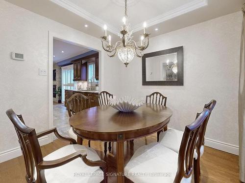 1227 Cedarcroft Cres, Pickering, ON - Indoor Photo Showing Dining Room