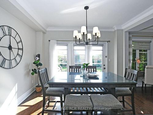 5 Sundew Lane, Richmond Hill, ON - Indoor Photo Showing Dining Room