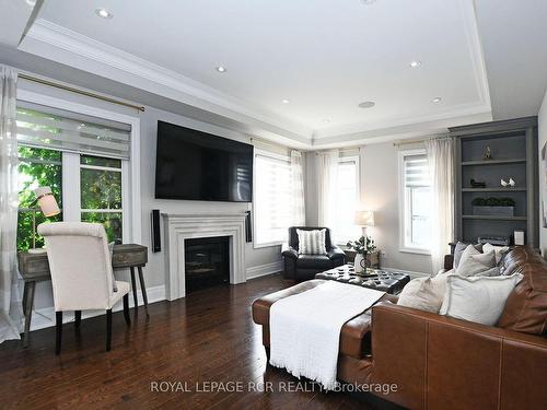 5 Sundew Lane, Richmond Hill, ON - Indoor Photo Showing Living Room With Fireplace