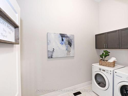 5 Sundew Lane, Richmond Hill, ON - Indoor Photo Showing Laundry Room