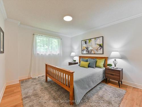 3417 Sanderling Cres, Mississauga, ON - Indoor Photo Showing Bedroom