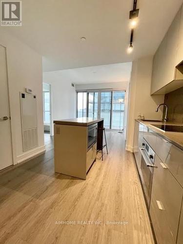 2501 - 7 Grenville Street, Toronto, ON - Indoor Photo Showing Kitchen