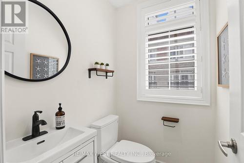 133A Finch Avenue E, Toronto (Willowdale East), ON - Indoor Photo Showing Bathroom