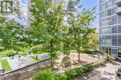 103 - 2015 Sheppard Avenue E, Toronto (Henry Farm), ON - Outdoor