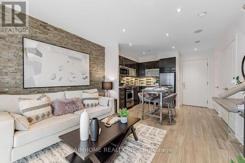 103 - 2015 Sheppard Avenue E, Toronto (Henry Farm), ON - Indoor Photo Showing Living Room