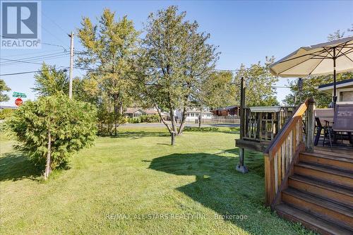 27 Lakeshore Road, Georgina, ON - Outdoor