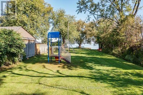 27 Lakeshore Road, Georgina, ON - Outdoor