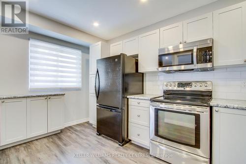 10 - 441 Barrie Road, Orillia, ON - Indoor Photo Showing Kitchen