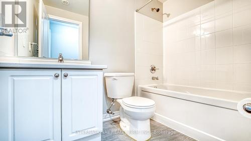 713 - 2635 William Jackson Drive, Pickering, ON - Indoor Photo Showing Bathroom