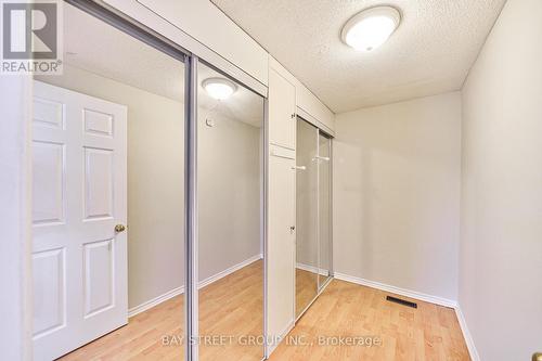 6096 Silken Laumann Way, Mississauga (East Credit), ON - Indoor Photo Showing Other Room