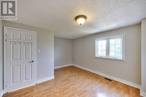 6096 Silken Laumann Way, Mississauga, ON - Indoor Photo Showing Other Room