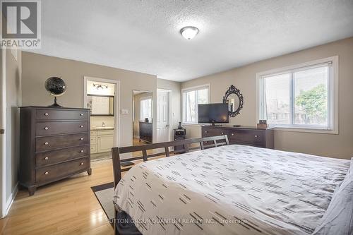 22 - 150 South Service Road, Mississauga (Mineola), ON - Indoor Photo Showing Bedroom