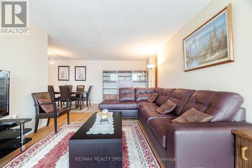 1408 - 21 Knightsbridge Road E, Brampton (Queen Street Corridor), ON - Indoor Photo Showing Living Room