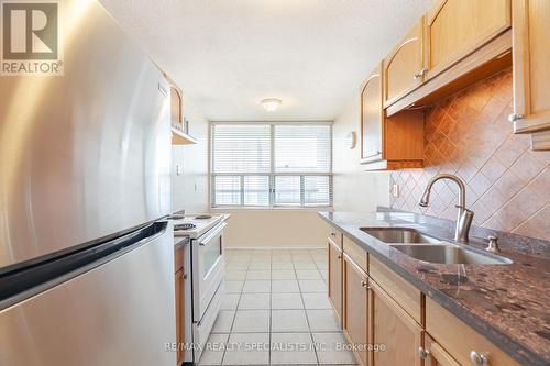 1408 - 21 Knightsbridge Road E, Brampton, ON - Indoor Photo Showing Kitchen With Double Sink