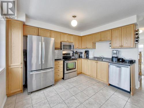 487 Rossland Road E, Ajax (Central East), ON - Indoor Photo Showing Kitchen With Stainless Steel Kitchen With Double Sink