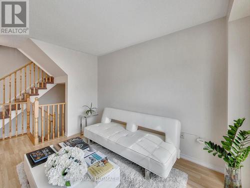 487 Rossland Road E, Ajax (Central East), ON - Indoor Photo Showing Bedroom