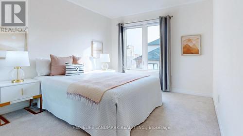 207 Vantage Loop, Newmarket (Woodland Hill), ON - Indoor Photo Showing Bedroom