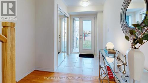 207 Vantage Loop, Newmarket (Woodland Hill), ON - Indoor Photo Showing Other Room