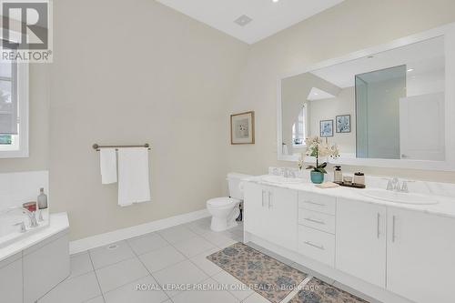 29 Nease Lane, Vaughan, ON - Indoor Photo Showing Bathroom