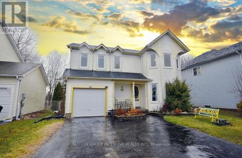 1916 Applewood Avenue, Innisfil, ON - Outdoor With Facade