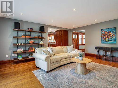 118 Grey Street, Fredericton, NB - Indoor Photo Showing Living Room