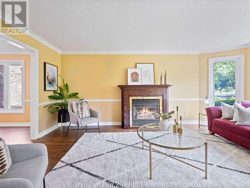 3569 Belvedere Crescent, Mississauga, ON - Indoor Photo Showing Living Room With Fireplace