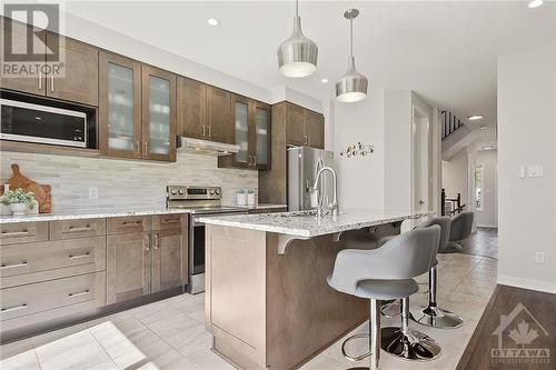 773 Derreen Avenue, Stittsville, ON - Indoor Photo Showing Kitchen With Upgraded Kitchen