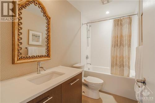 360 Patricia Avenue Unit#709, Ottawa, ON - Indoor Photo Showing Bathroom