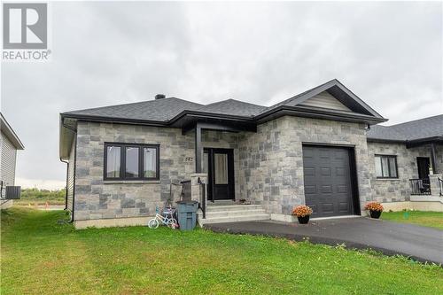 142 Bellwood Drive, Cornwall, ON - Outdoor With Facade