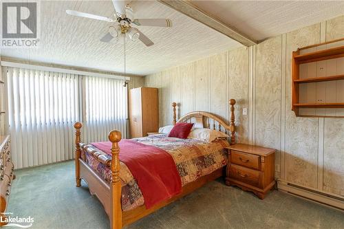 1034 Eighth Lane, Minden, ON - Indoor Photo Showing Bedroom