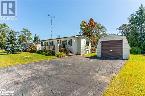 1034 Eighth Lane, Minden, ON - Outdoor