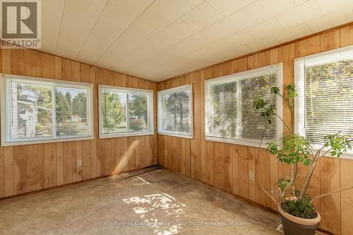 1034 Eighth Lane, Minden Hills, ON - Indoor Photo Showing Other Room