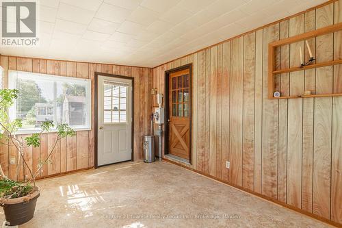 1034 Eighth Lane, Minden Hills, ON - Indoor Photo Showing Other Room