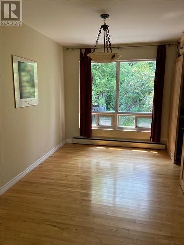 833 Delaware Avenue, Greater Sudbury, ON - Indoor Photo Showing Other Room