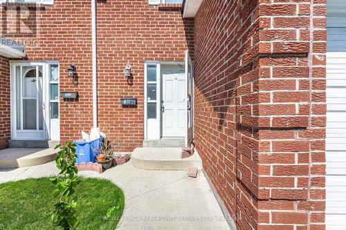 457 - 16 Harper Way, Markham (Aileen-Willowbrook), ON - Outdoor With Exterior