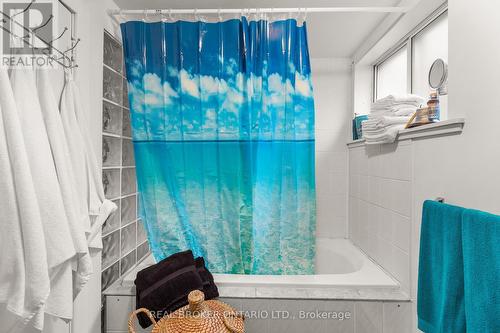 81 Clapperton Street, Barrie (Codrington), ON - Indoor Photo Showing Bathroom