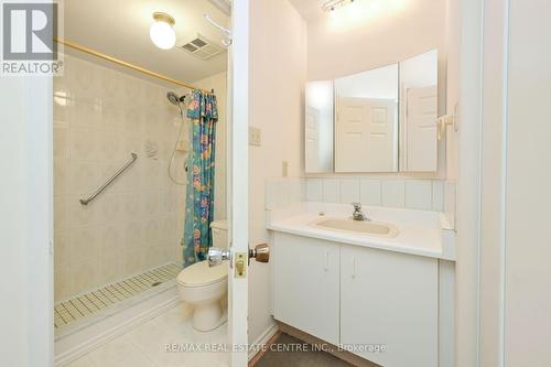 1203 - 320 Mill Street S, Brampton, ON - Indoor Photo Showing Bathroom